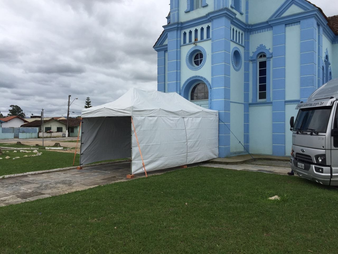 Aluguel de Tendas Lona Branca em Tijucas